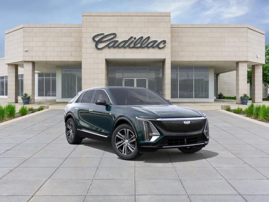 2025 Cadillac Lyriq Luxury photo 1