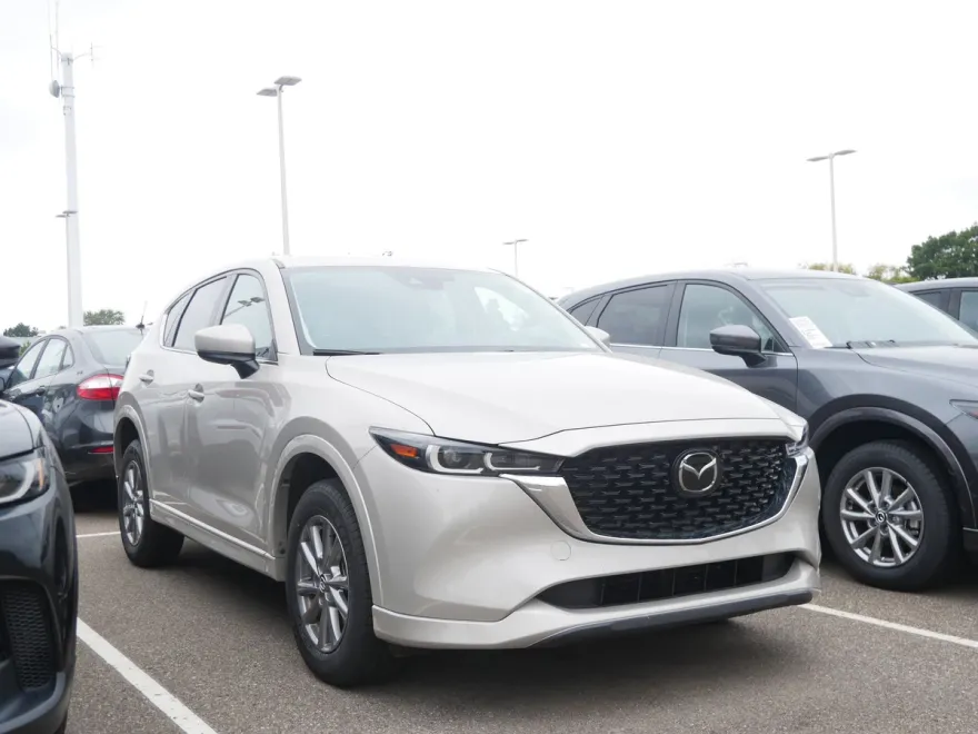 2024 Mazda CX-5 2.5 Select photo 1