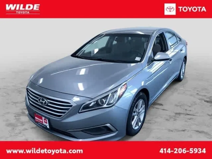 2016 Hyundai Sonata photo 1