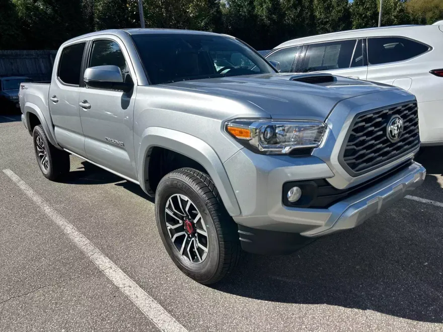 2023 Toyota Tacoma TRD Sport photo 1