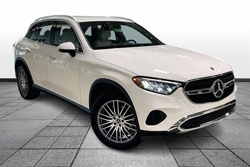 2026 Mercedes Benz GLC 300 4MATIC photo 1