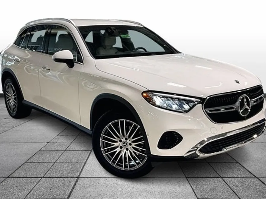 2026 Mercedes Benz GLC 300 4MATIC photo 1