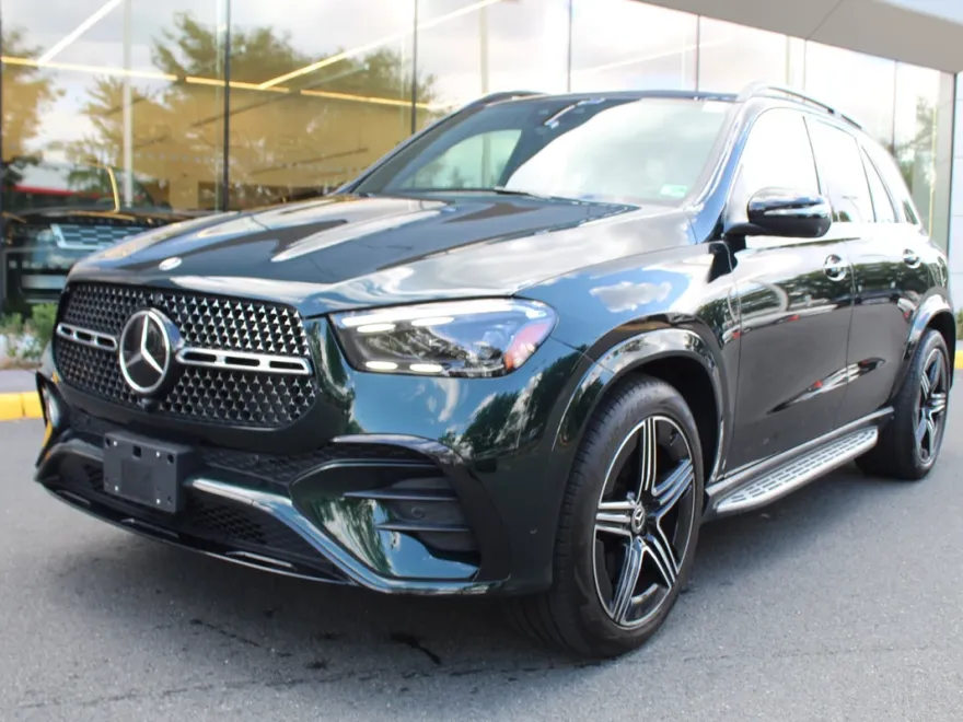 2024 Mercedes Benz GLE 450e photo 1