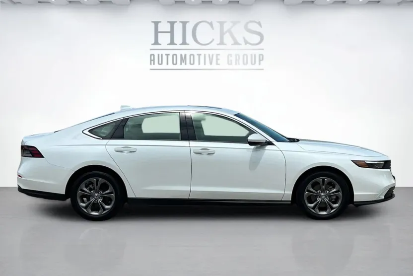 2024 Honda Accord EX photo 1