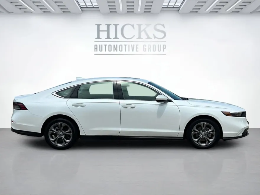 2024 Honda Accord EX photo 1