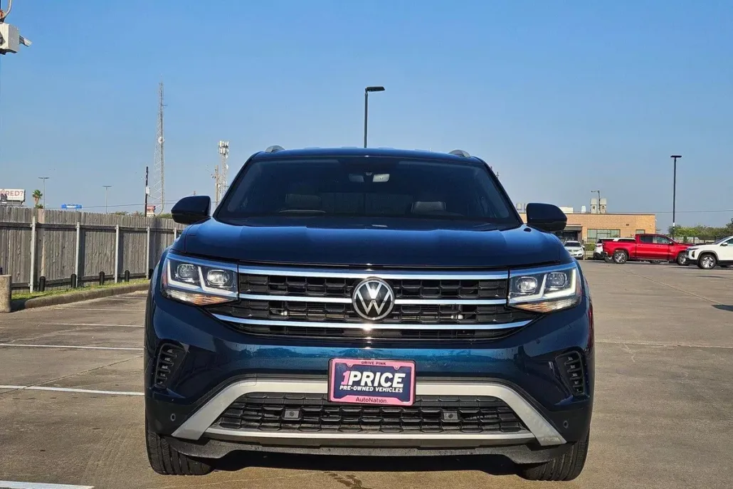 2020 Volkswagen Atlas Cross Sport V6 SE Technology photo 1
