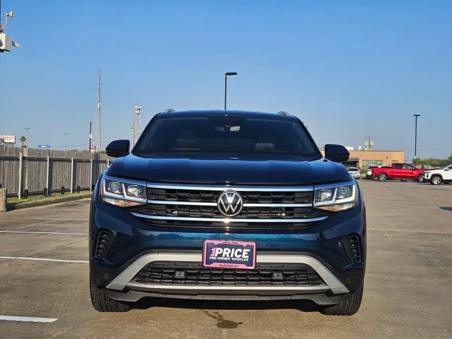 2020 Volkswagen Atlas Cross Sport V6 SE Technology photo 1