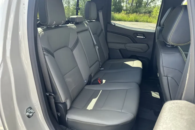 2026 Chevrolet Colorado ZR2 photo 1