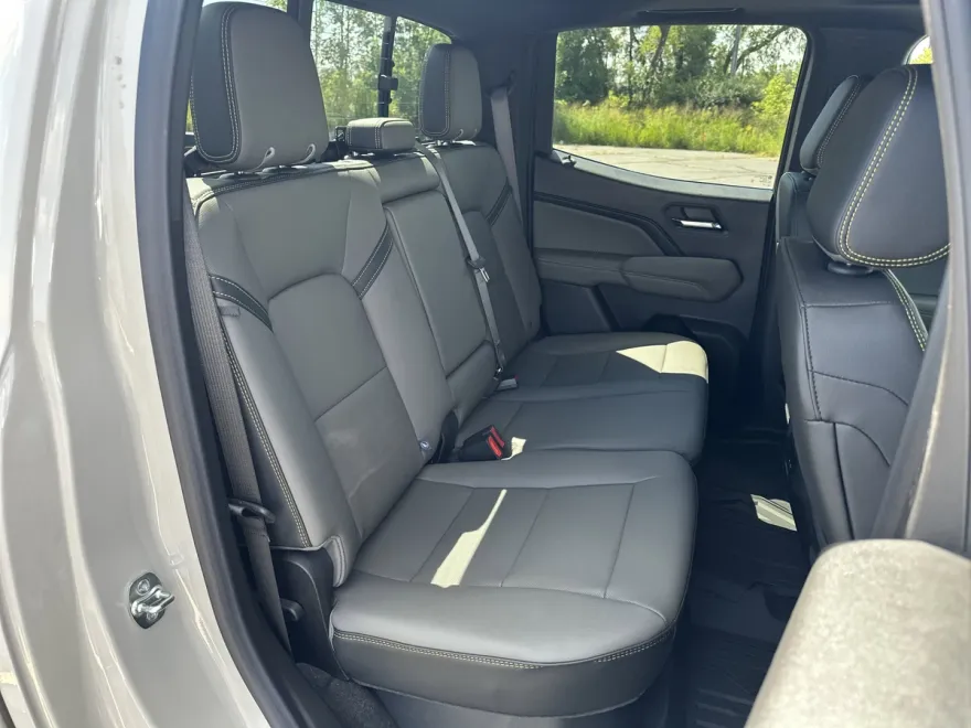2026 Chevrolet Colorado ZR2 photo 1