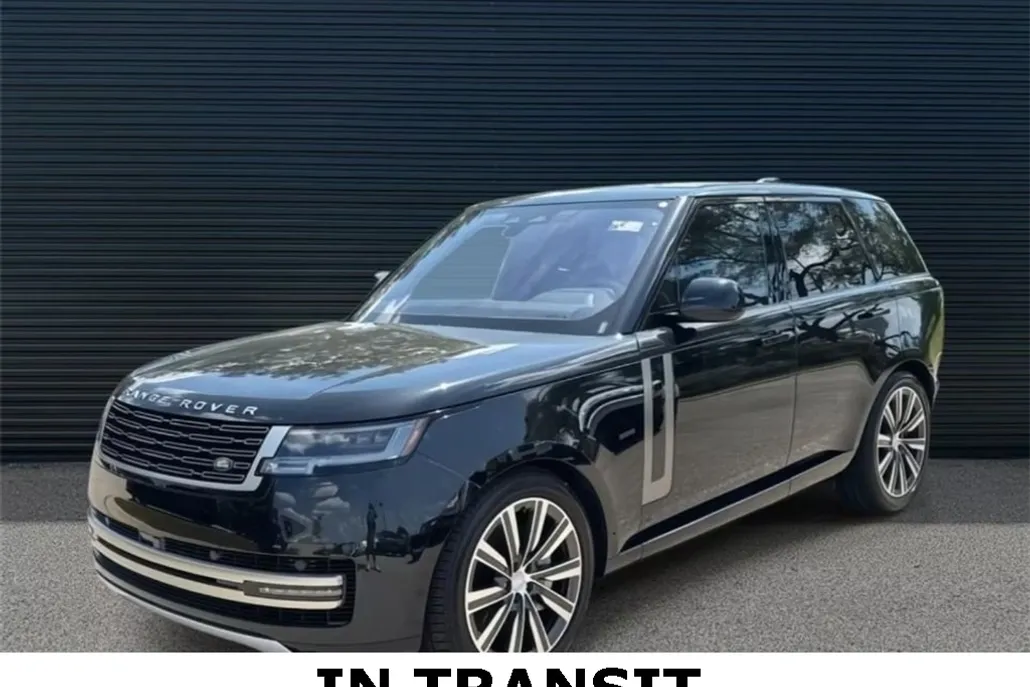 2023 Land Rover Range Rover SE photo 1