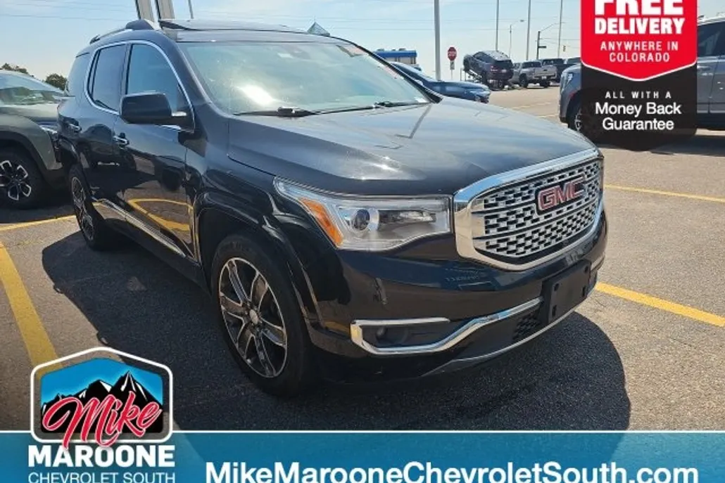 2017 Gmc Acadia Denali photo 1