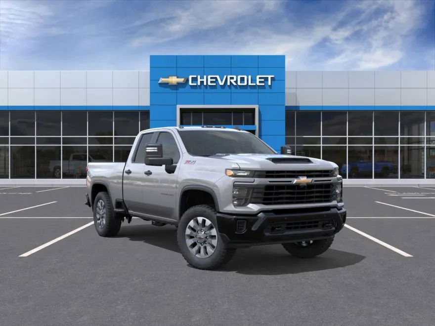 2026 Chevrolet Silverado 2500HD Custom photo 1