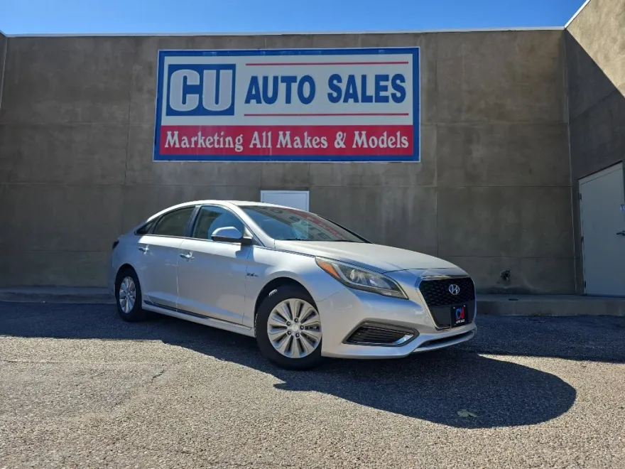 2016 Hyundai Sonata Hybrid SE photo 1