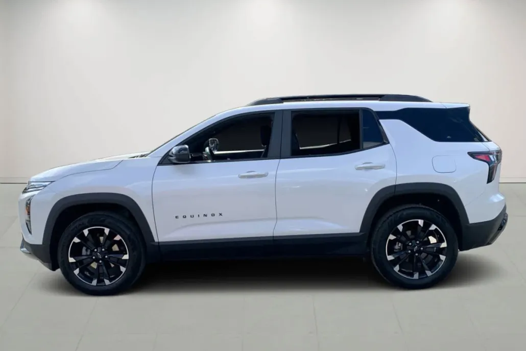 2025 Chevrolet Equinox RS photo 1