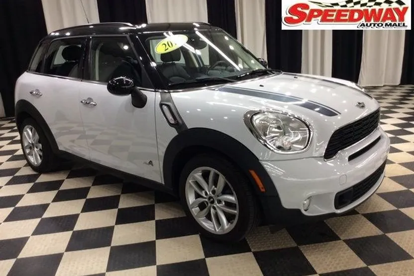 2014 Mini Cooper S ALL4 photo 1