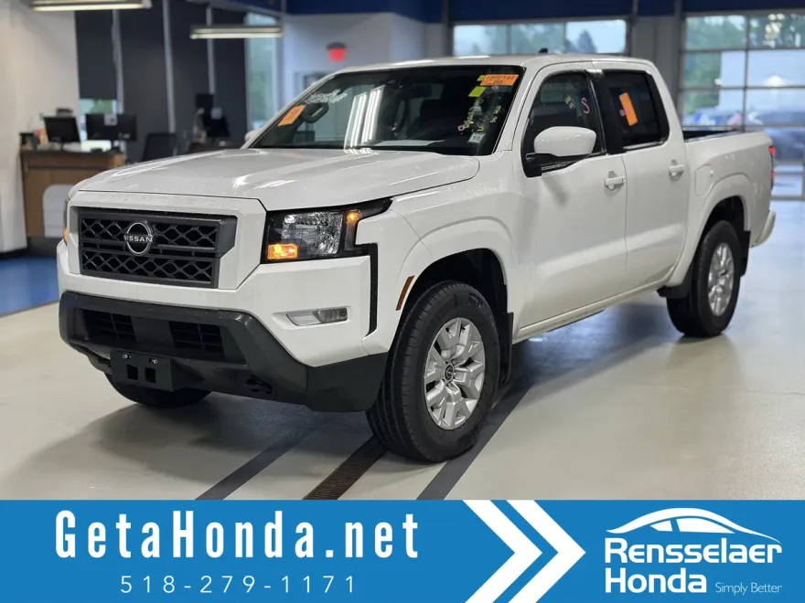 2023 Nissan Frontier SV photo 1