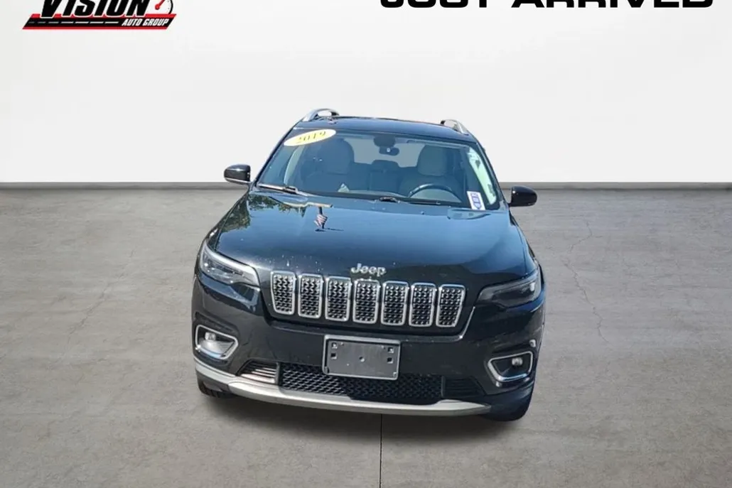 2019 Jeep Cherokee Limited photo 1