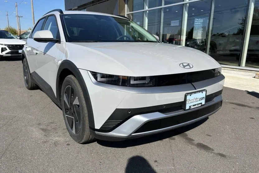 2025 Hyundai Ioniq 5 SEL photo 1