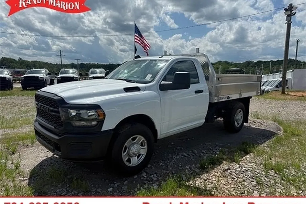 2024 Ram 2500 Tradesman photo 1