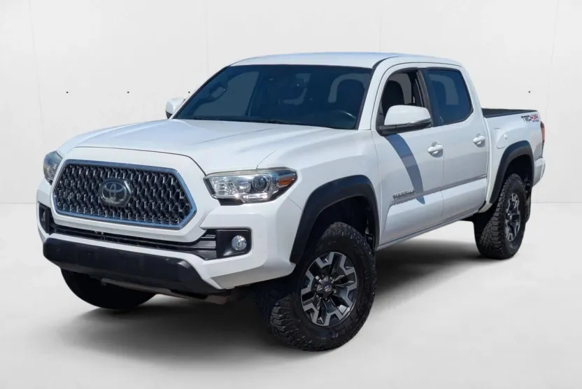 2019 Toyota Tacoma 4x4 SR photo 1