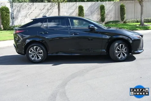 2025 Lexus RZ 300e Premium photo 3