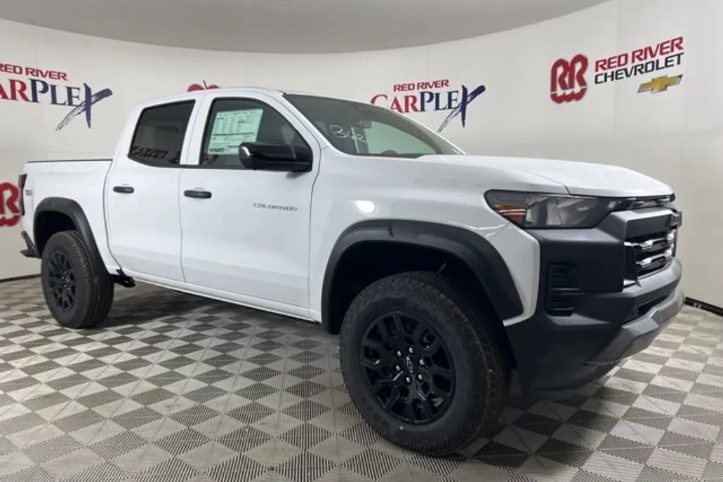 2026 Chevrolet Colorado Trail Boss photo 1