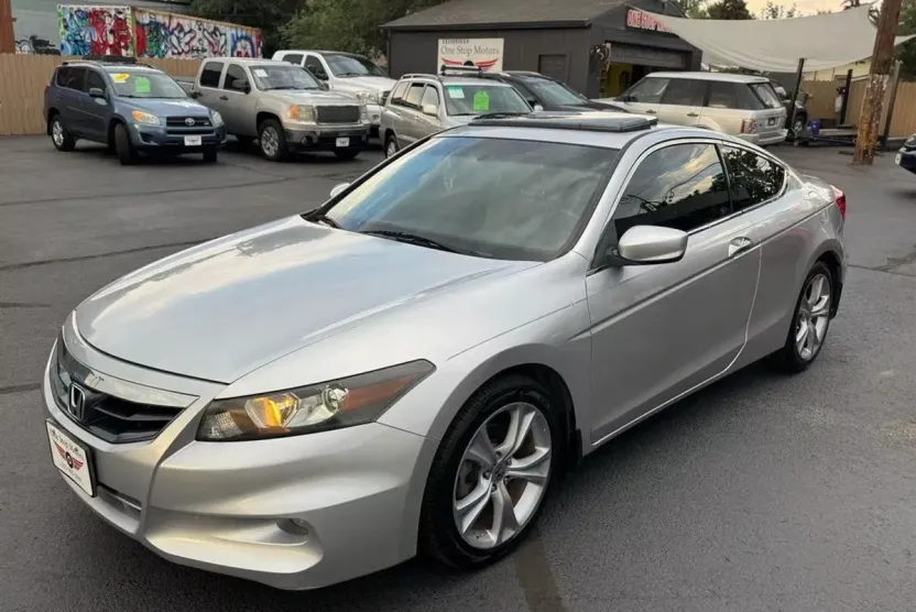 2012 Honda Accord EX-L photo 1
