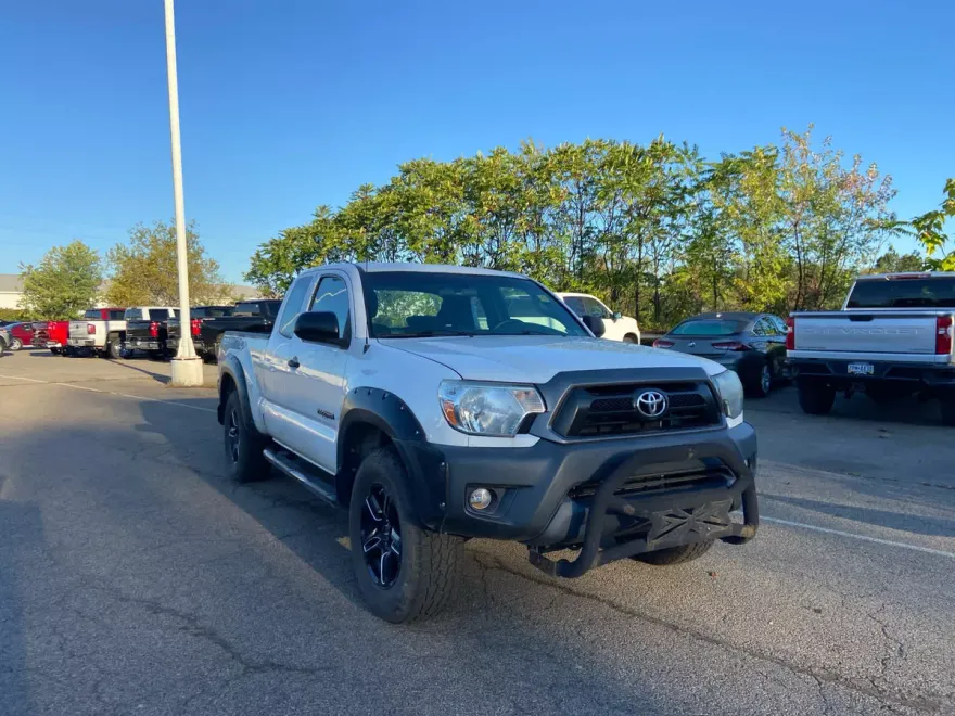 2012 Toyota Tacoma photo 1