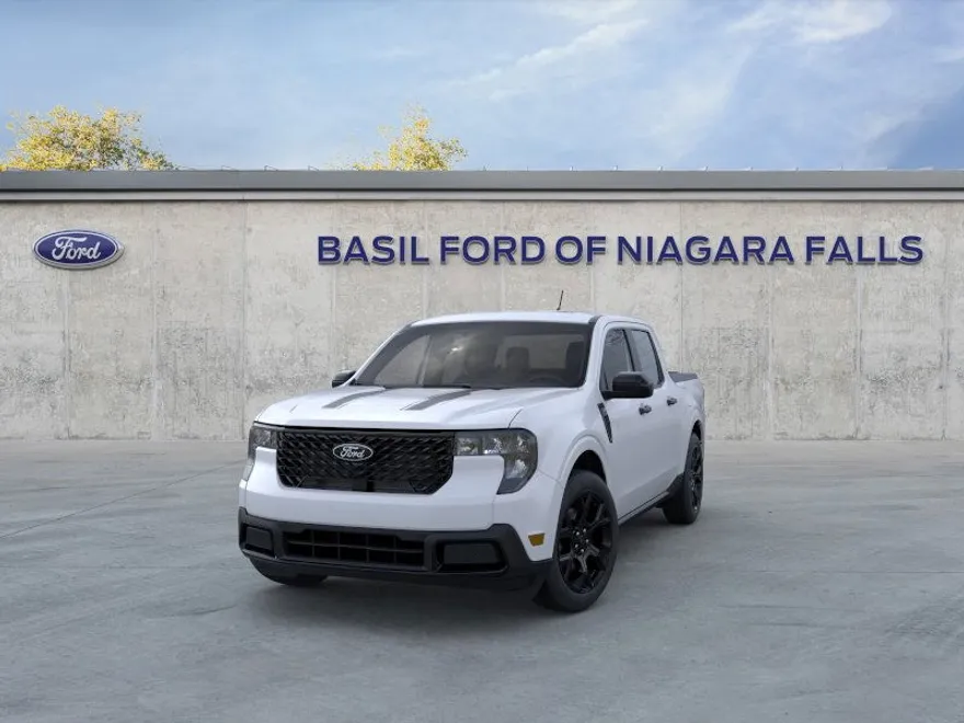 2025 Ford Maverick XLT photo 2