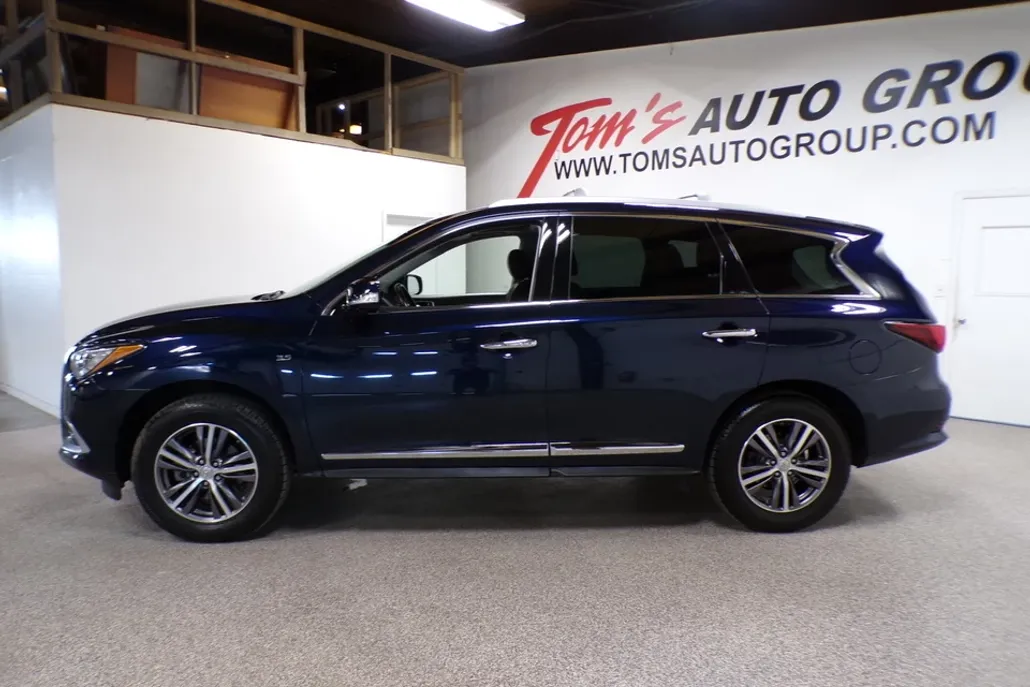 2016 Infiniti QX60 photo 1