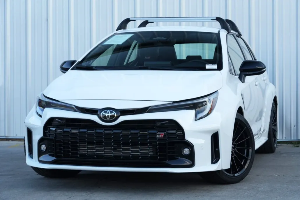2024 Toyota Corolla GR Premium photo 1