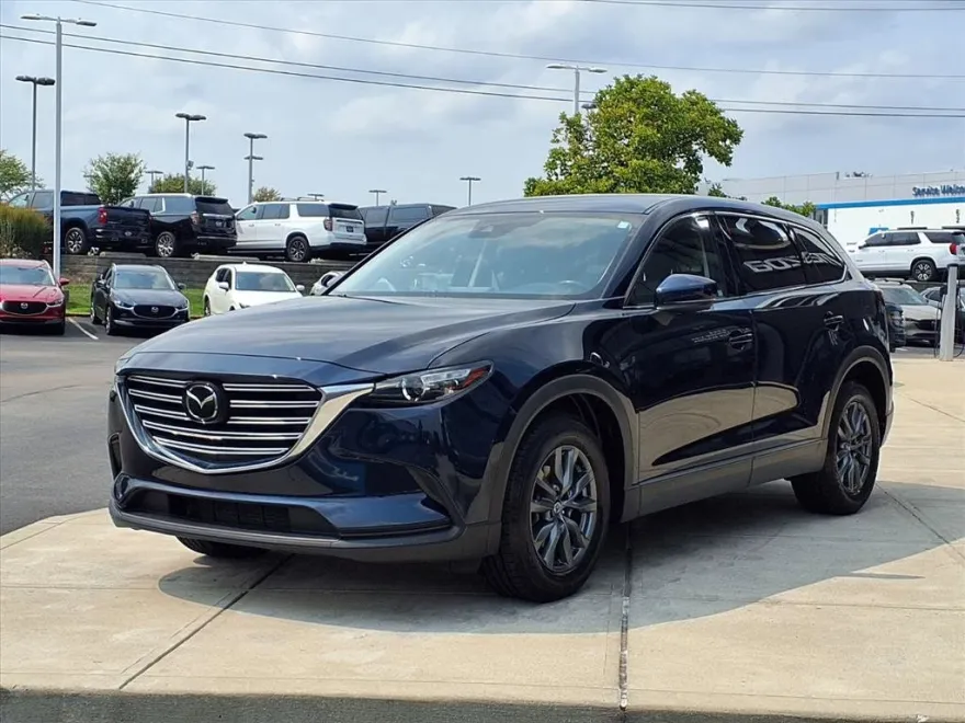 2022 Mazda CX-9 Touring photo 1