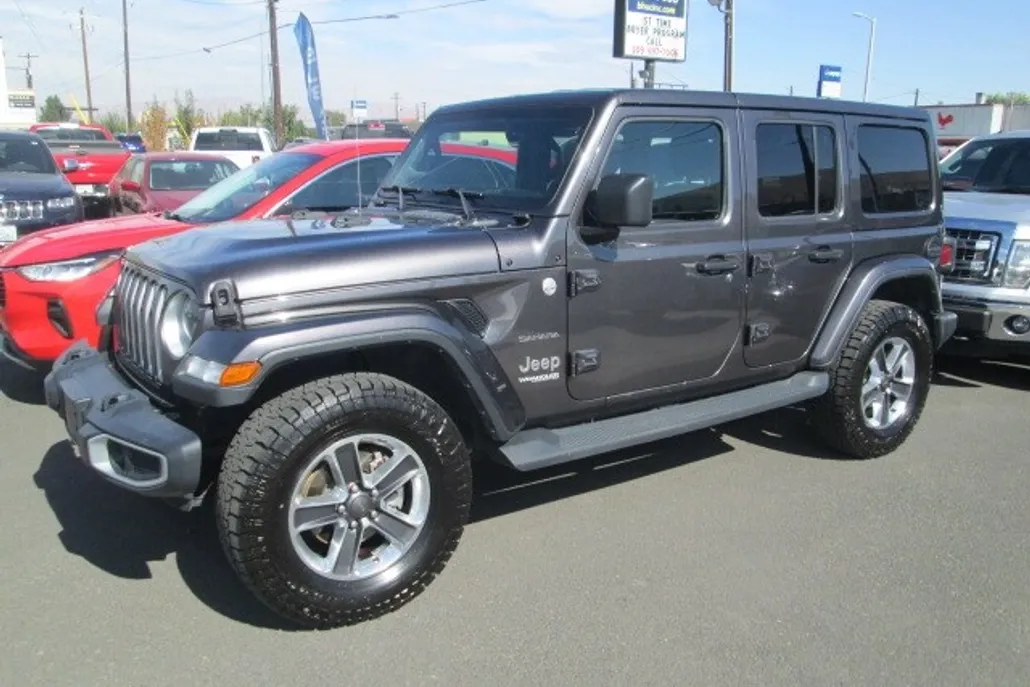 2019 Jeep Wrangler Unlimited Sahara photo 1