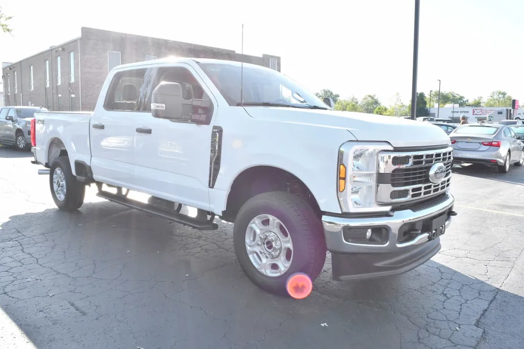 2025 Ford F-250 XLT photo 1