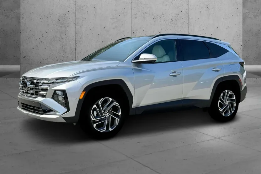 2025 Hyundai Tucson Hybrid Limited photo 1
