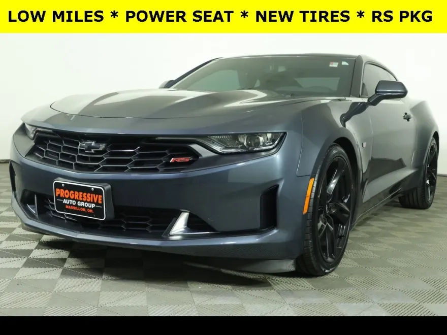 2022 Chevrolet Camaro 1LT photo 1