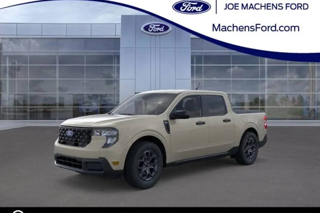 2025 Ford Maverick XLT photo 1