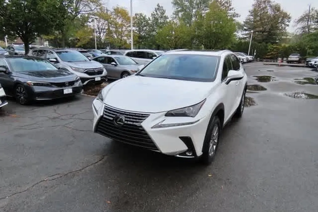2021 Lexus NX 300 photo 1