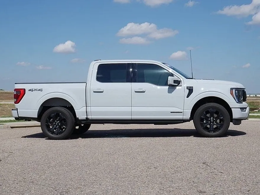 2023 Ford F-150 Lariat photo 1