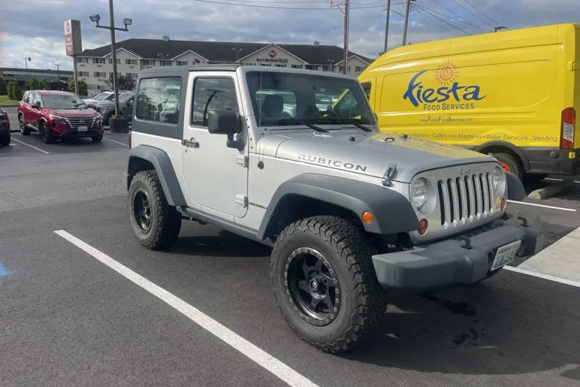 2012 Jeep Wrangler Rubicon photo 1