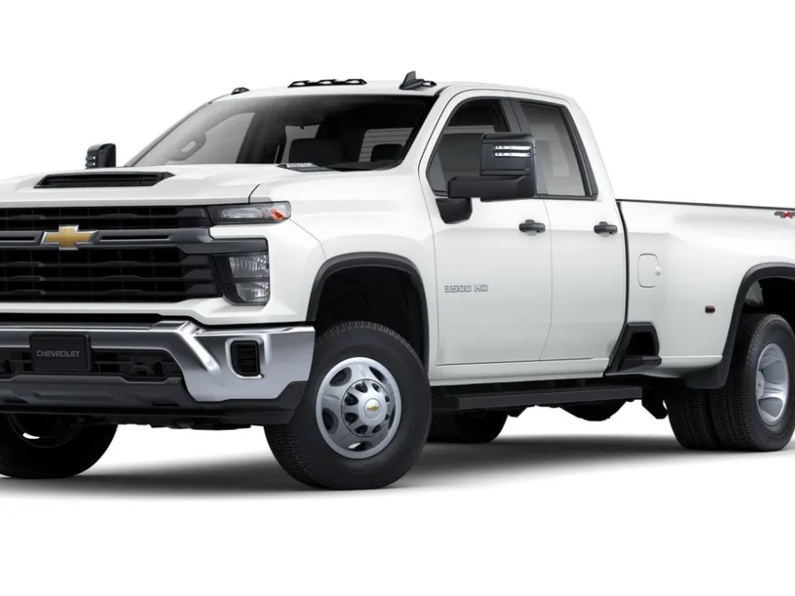 2025 Chevrolet Silverado 3500HD photo 1