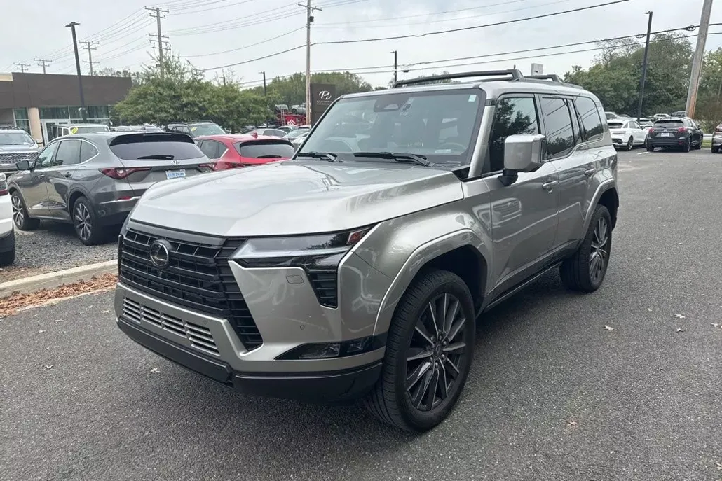 2024 Lexus GX 550 photo 1