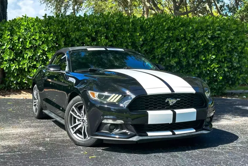 2017 Ford Mustang EcoBoost Premium Convertible photo 1