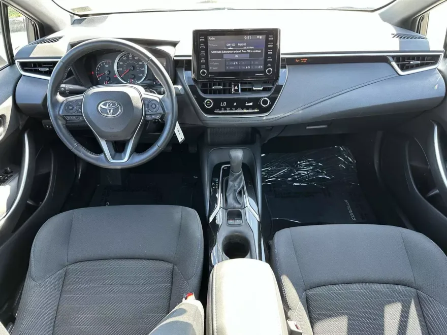 2021 Toyota Corolla SE photo 1