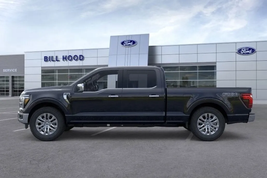2025 Ford F-150 Lariat photo 1