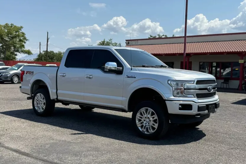 2018 Ford F-150 photo 1