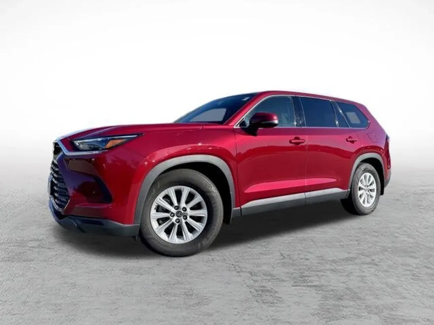 2024 Toyota Grand Highlander XLE photo 1