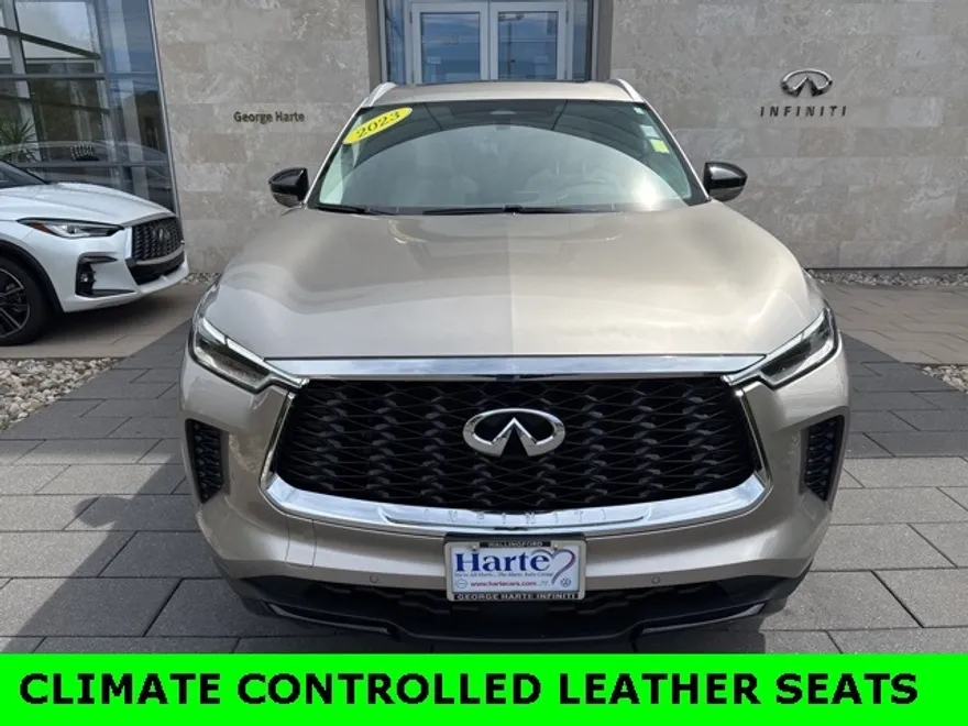 2023 Infiniti QX60 Luxe photo 1
