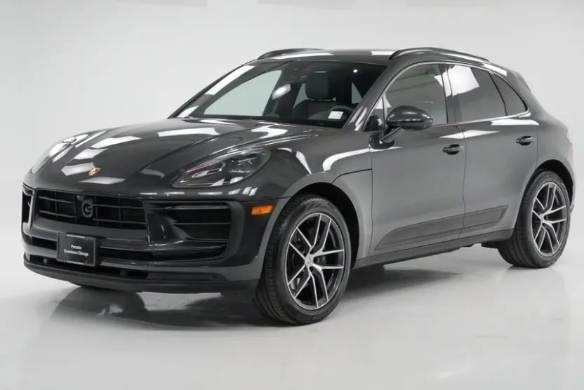 2025 Porsche Macan Base photo 1