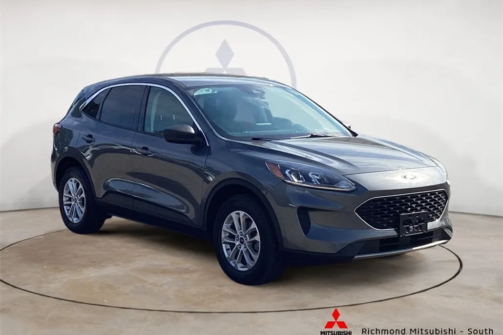 2022 Ford Escape SE Hybrid photo 1